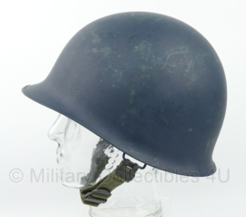 ME Mobiele Eenheid en Rijkspolitie M1 helm met binnenhelm blauw - gedragen - origineel