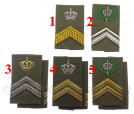 KL Nederlandse leger schouderstukken met kroon (en krans) - verschillende rangen - origineel