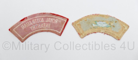 Australische leger Royal Australian Infantry shoulder titles PAAR - 11 x 5 cm - origineel