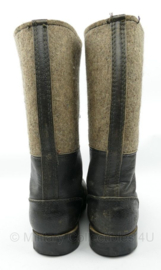 Duitse winterlaarzen - naoorlogs - runderleer met filt - WO2 Duits model - maat 28 = maat 43 - origineel