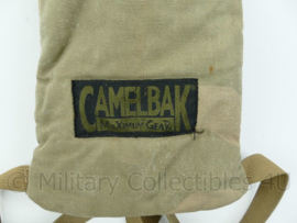 Nederlands leger Camelbak waterrugzak desert camo - 42x15x2 cm - Origineel