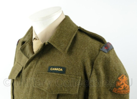 MVO Battledress uniform jas met replica Highlanders Canada insignes - maat 48,5 - gedragen - origineel