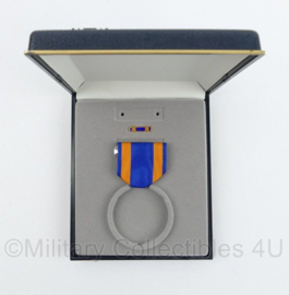US Army medal case met ribbon en lint van Air Medal - zonder medaille - 11 x 2,5 x 12,5 cm - origineel