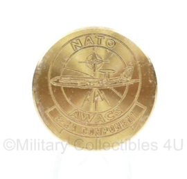 Nederlands Leger NATO AWACS metalen coin Nijmeegse vierdaagse 1994 -2011 - 4 cm. diameter - origineel