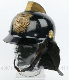 Vintage Brandweer helm met koperen insigne en kam en lederen nekflap - origineel