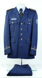 Belgische luchtmacht uniform set met alle insignes  - onderofficier  Adjudant chef - Maat 46L = XL - origineel