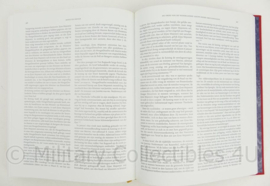 Boekenbundel Moed en Deugd: Onderscheidingen en ridderorden - 30 x 23½ x 10 cm - origineel