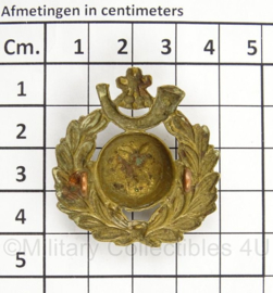 WO2 Britse Royal Marines Cap Badge, Light Infantry cap badge - afmeting 4 x 4,5 cm - origineel