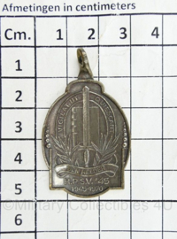 Gemeentepolitie 1945-1970 hanger HPSV De Heldense Politie Sportvereniging - 5 x 3 cm - origineel