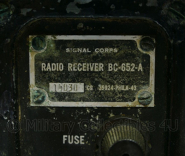 WO2 Us Army radio receiver BC652A -35,5x18,5x 31,5 cm- origineel 1943