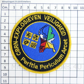 KL Nederlandse Leger CBRN Explosieven Veiligheid Peritia Periculum Arcet embleem - met klittenband - diameter 9 cm