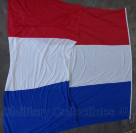 Koninklijke Marine vlag van de Hr Ms Willem van der Zaan - van de overdrachtsceremonie met Belgie  / F931 Louise Marie - 5 x 3 meter - origineel