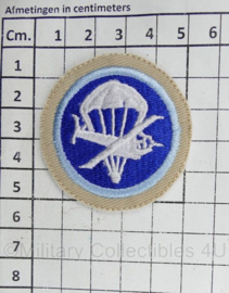 WO2 US Army Airborne cap insigne cut edge - diameter 5 cm