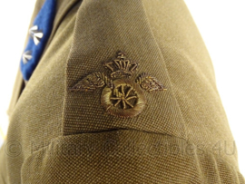 KL Koninklijke Landmacht officiers DT uniform jas met rang "kapitein" - "aan en afvoertroepen" - jaren 50 met metaaldraad insignes - maat M - origineel