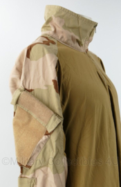 Defensie UBAC Under Body Armor Combat shirt Desert camo - merk SPE - maat Large - gedragen - origineel