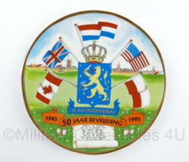 Herinneringsbord 50 jaar Bevrijding 1945-1995 wandbord - diameter 19 cm - origineel