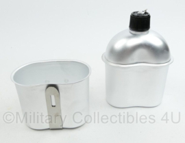 Veldfles met beker - aluminium - replica WO2 model M1910 M1942