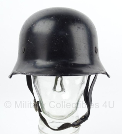 WO2 Duitse brandweerhelm - WO2 model - maat 57 - origineel