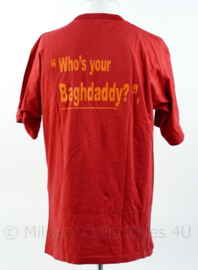 Rood T-shirt van Korps Mariniers Who's your Baghdaddy! Operation Iraqi Freedom 2003 Maat L - Origineel