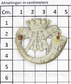 WW2 british cap badge Duke of Cornwalls Light Infantry - 5 x 4,5 cm - origineel