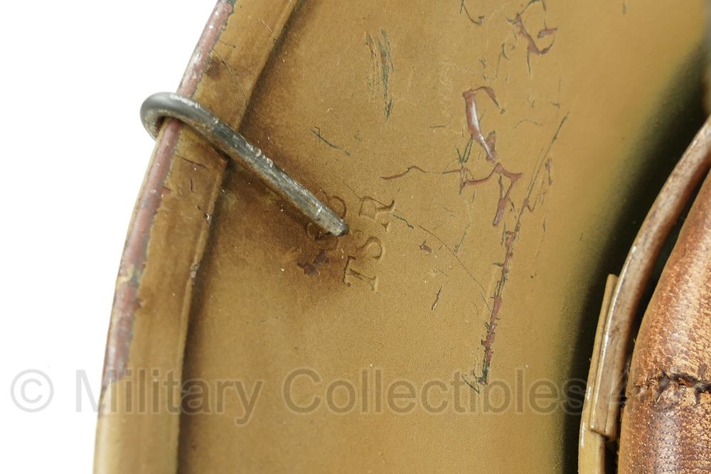 WO2 Duitse M40 Waffen SS Helm met camo  - replica