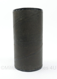 KL Nederlandse leger Teargas Pot traangas granaat koker nr. 72 1966 - 7 x 3 x 12 cm - gebruikt - origineel