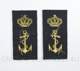 Koninklijke Marine en Korps Mariniers Dienstvak insignes gespiegeld - 8 x 4 cm - origineel