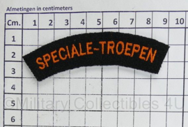 Nederlandse leger straatnamen PAAR Speciale Troepen - net naoorlogs - oranje op zwart - 9 x 3 cm