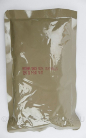 US Army MRE maaltijd nr. 8 rantsoen zak meatballs in Marinara Sauce MET Flameless Ration Heater MRE Chemical heating bag- BBE 12-2023