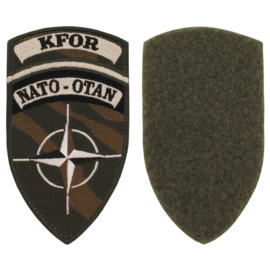 NATO OTAN KFOR insigne met klittenband - origineel