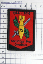 Defensie EOD Explosieven Opruimingsdienst Defensie Securitas Pro Omnibus 1944-2019 75 jaar embleem - met klittenband - 8 x 5,5 cm