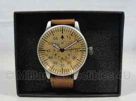 Horloge Fliegeruhr - WO2 Duits piloten model - bruine leren band