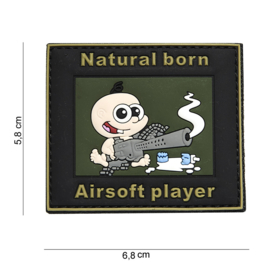 Embleem Natural Born airsoft player -  Klittenband - 3D PVC - 6,8 x 5,8  cm