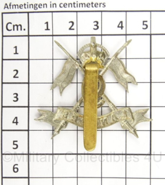 WO2 Britse baret of pet insigne 9th Queen's Royal Lancers - afmeting 5 x 5 cm - origineel