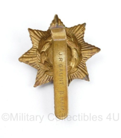 WO2 Britse cap badge Essex Regiment - Maker JR Gaunt Birmingham - 5 x 3,5 cm -  origineel