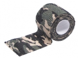 Stoffen camouflage tape voor uitrusting en dergelijke - 5 cm. breed en 4,5 meter lang  -  Woodland