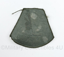 Defensie  NEDERLAND mouwleeuw embleem - onbekend model - 8 x 8,5 cm - origineel
