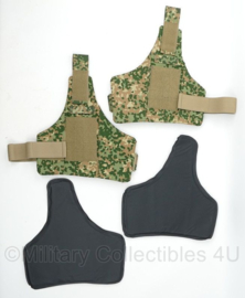 Defensie Cover Arm set VOSS NFP Multitone bovenarmbeschermers met SoftBallisic inhoud - maat M1 - nieuw  - origineel