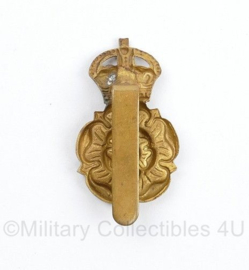 Wo2 Britse cap badge  Yorkshire Dragoons - Kings Crown - 4,5 x 2,5 cm - origineel