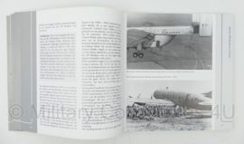 Boek Airborne herdenkingen bij Ede - Ben je bij het Parachutespringen geweest? - Historische Cahiers Ede - origineel