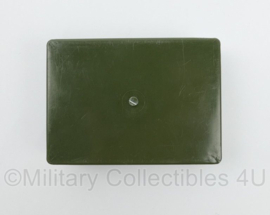 Kunststof doosje Fuzes Pull DM 67A1 Delay 4,5 sec 1979 - 11 x 7,5 x 2,5 cm - gebruikt - origineel