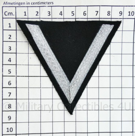 Chevron / driehoek SS Sturmmann zwart