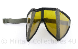 WO2 Duitse stofbril in hoesje - 11 x 9 cm -  origineel