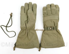Defensie nieuw model handschoen vochtregulerend groen - maat M -  nieuw in de verpakking - origineel