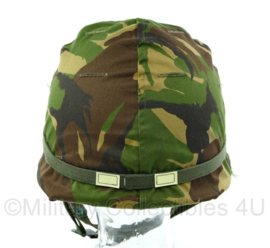 M1 helm met binnenhelm en woodland cover van het Nederlandse leger uit de jaren 90 - Origineel