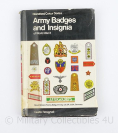 Army badges and Insignia of World War 2  Guido Rosignoli