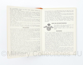 Boek Onze Koninklijke Landmacht Overige Wapens en Dienstvakken - J. Albarda - 11 x 1 x 15 cm - origineel