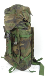 Korps Mariniers Grabbag Forest Woodland Camo rugzak - 40 liter - gebruikt - afmeting 70 x 38 cm - zeldzaam - origineel