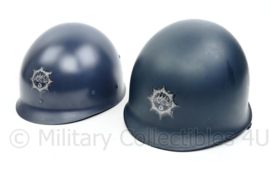 Korps Rijkspolitie M1 helm met binnen helm - topstaat - origineel