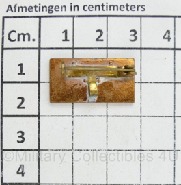 Onbekende metalen medaille baton - 2,5 x 1,5  cm - origineel